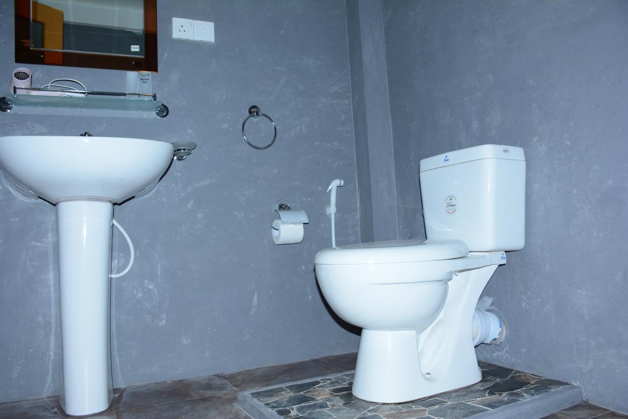 Falcons Nest Otel Udawalawe Dış mekan fotoğraf